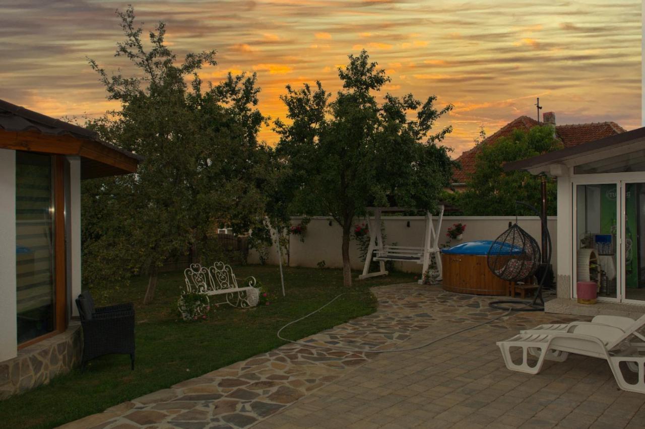 Villa Casa Ade Ocna Şugatag Esterno foto