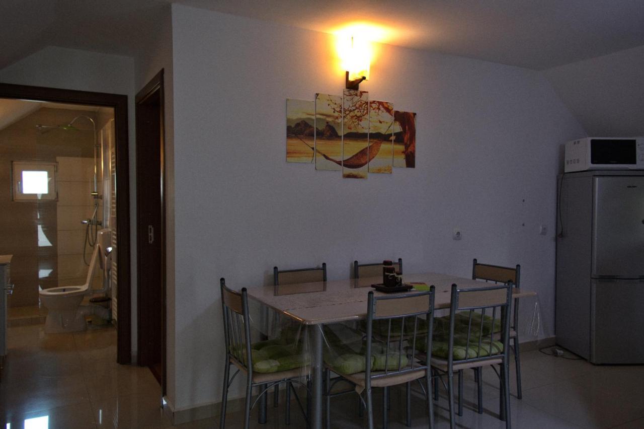 Villa Casa Ade Ocna Şugatag Esterno foto
