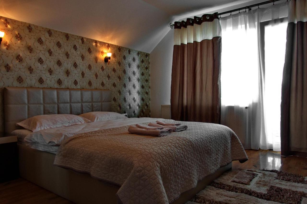 Villa Casa Ade Ocna Şugatag Esterno foto