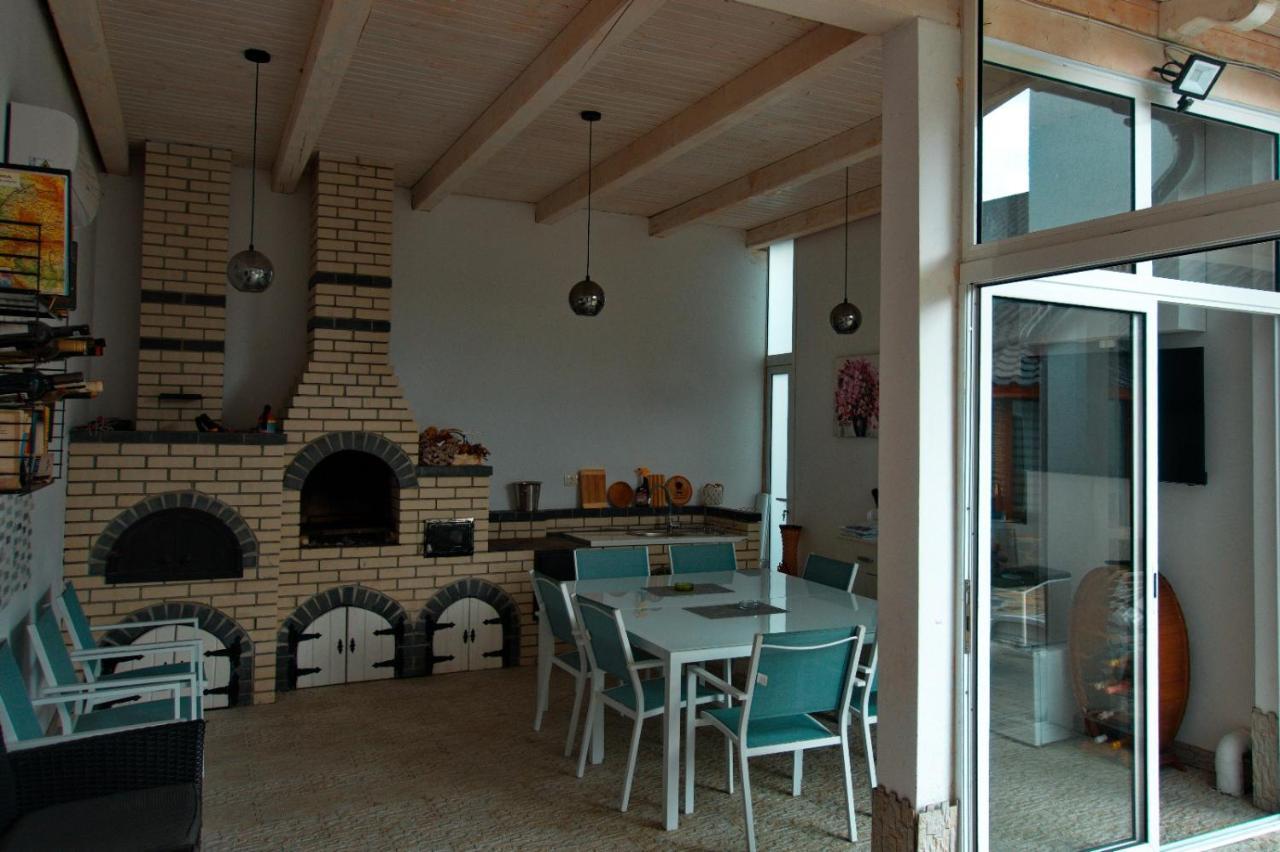 Villa Casa Ade Ocna Şugatag Esterno foto