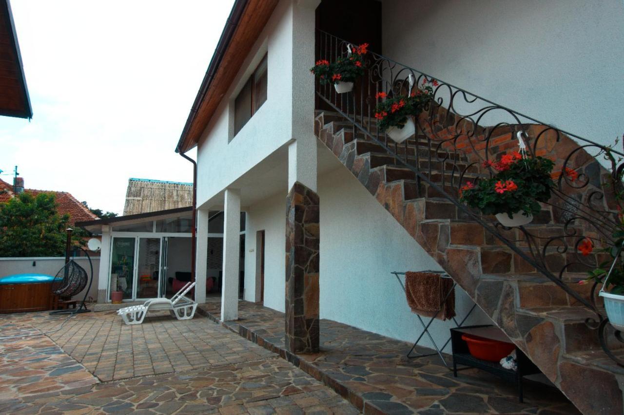 Villa Casa Ade Ocna Şugatag Esterno foto